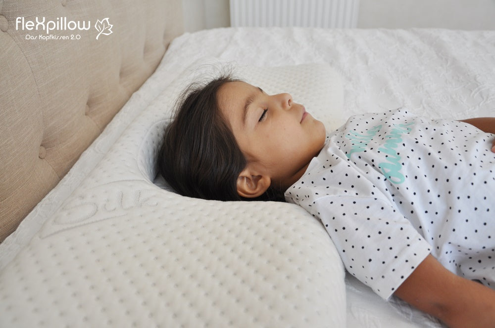 flexpillow-kinderkissen-rückenlage